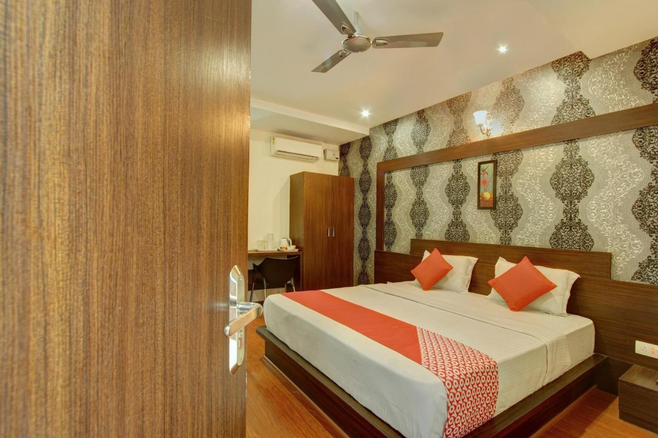 Capital O Hotel Samanvi International Belur  Exterior foto
