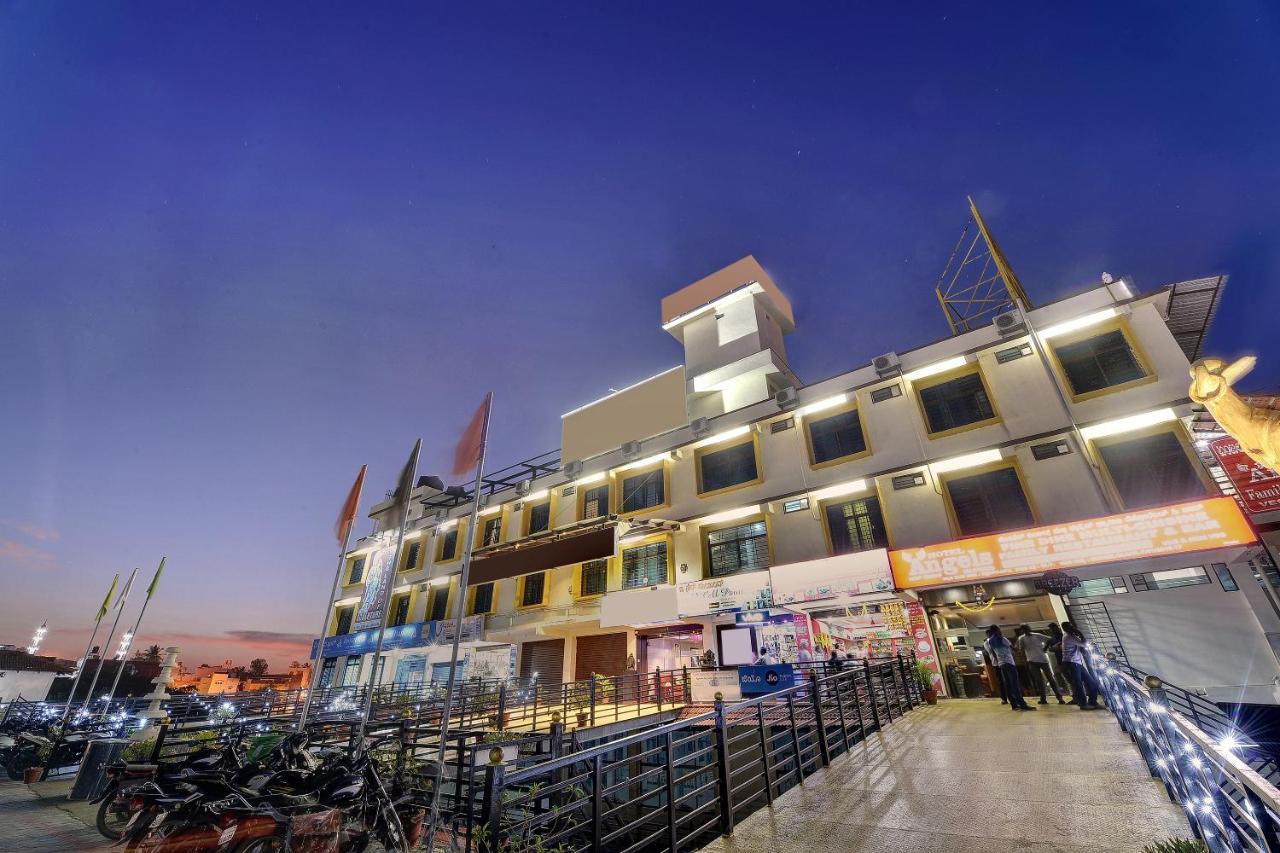 Capital O Hotel Samanvi International Belur  Exterior foto